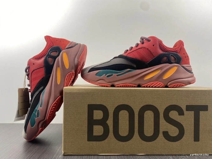 Red 700 Yeezy HQ6979 Hi-Res Adidas Boost 0815